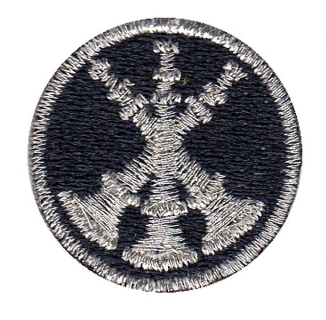 FIRE FIGHTER 3 BUGLES CROSSED, 1" CIRCLE - METALLIC SILVER ON MIDNIGHT NAVY - SEW ON.